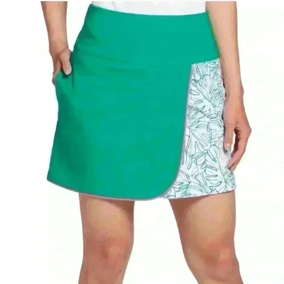 Lady Hagen Dresses & Skirts - Lady Hagen Women's Tropical Palm Wrap 17'' Golf Skort size medium NWOT